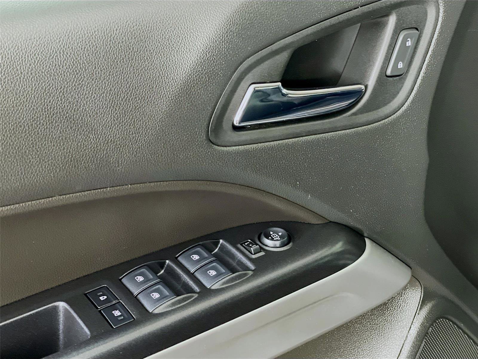 Used 2022 Chevrolet Colorado ZR2 AWD/4WD image 20
