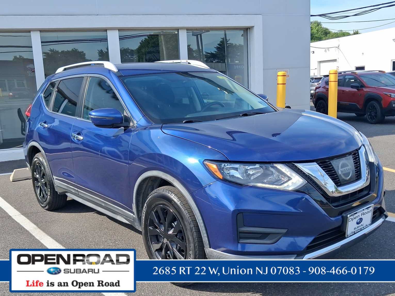 Used 2017 Nissan Rogue S w/ Appearance Package AWD/4WD image 1