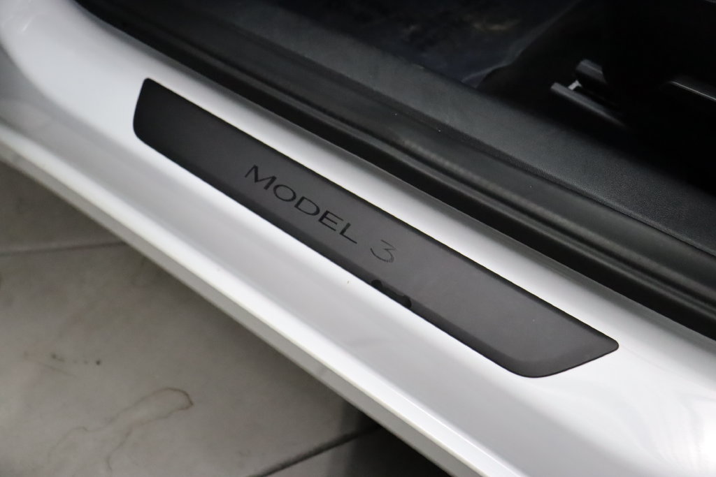Used 2023 Tesla Model 3 Standard Range RWD image 25