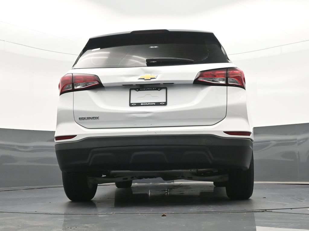 Used 2023 Chevrolet Equinox LS FWD image 32