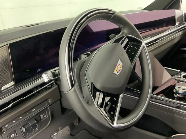 Used 2025 Cadillac Escalade Sport AWD/4WD image 18