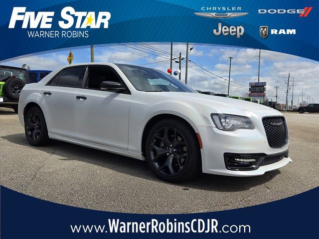 Used 2023 Chrysler 300 S w/ Comfort Group image 1