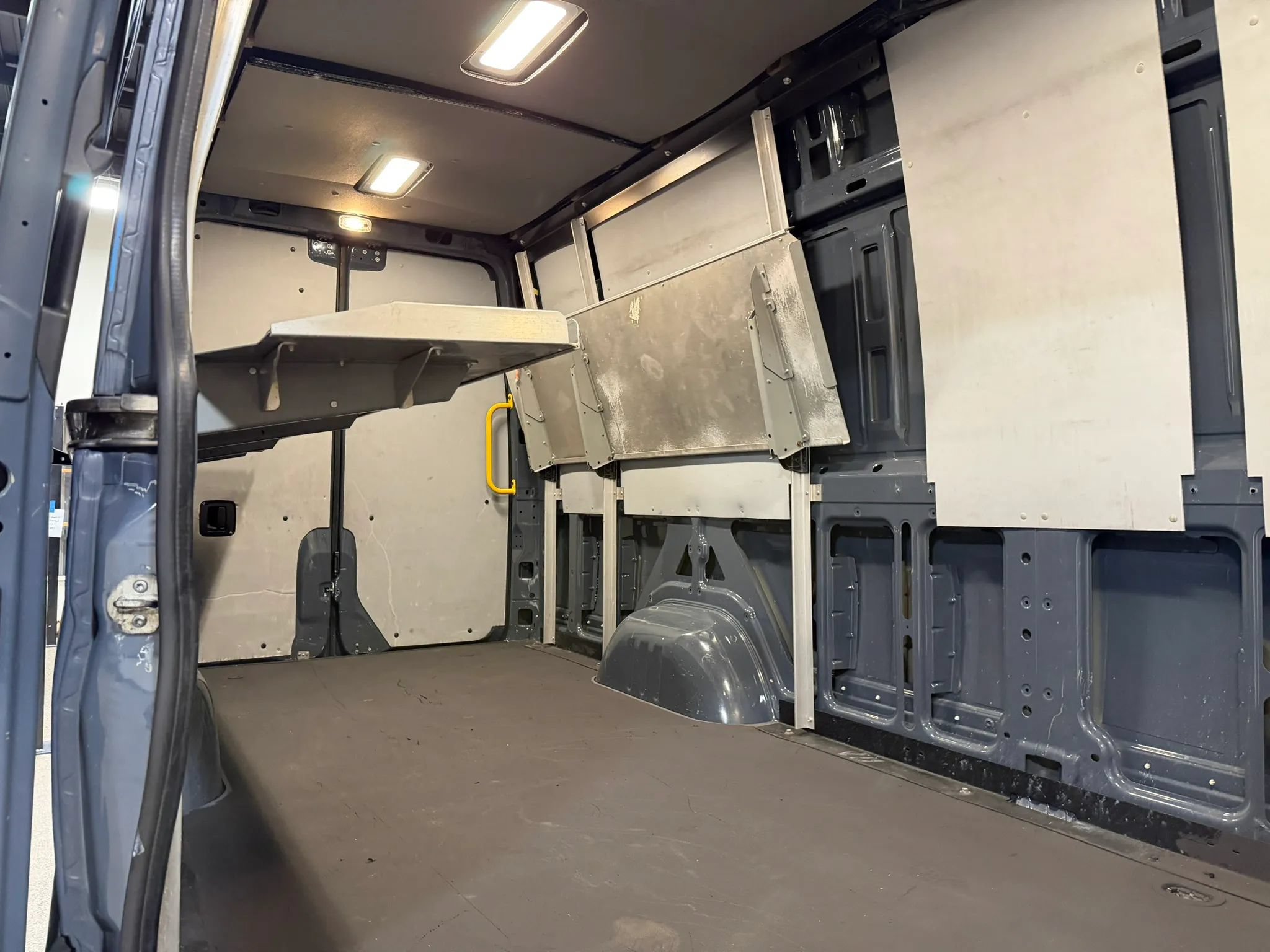 Used 2019 Mercedes-Benz Sprinter 170 image 32
