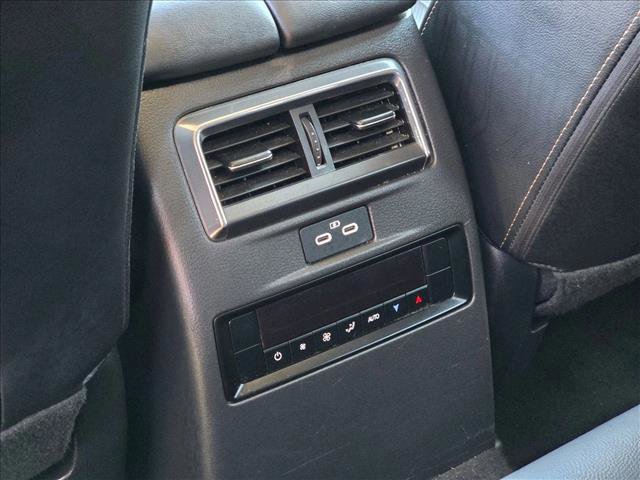 Used 2024 MAZDA CX-90 3.3 Turbo w/ Preferred Plus image 17