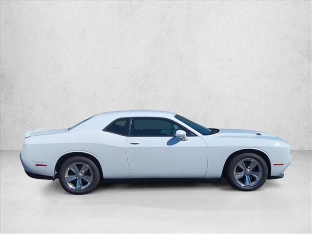 Used 2021 Dodge Challenger SXT RWD image 4