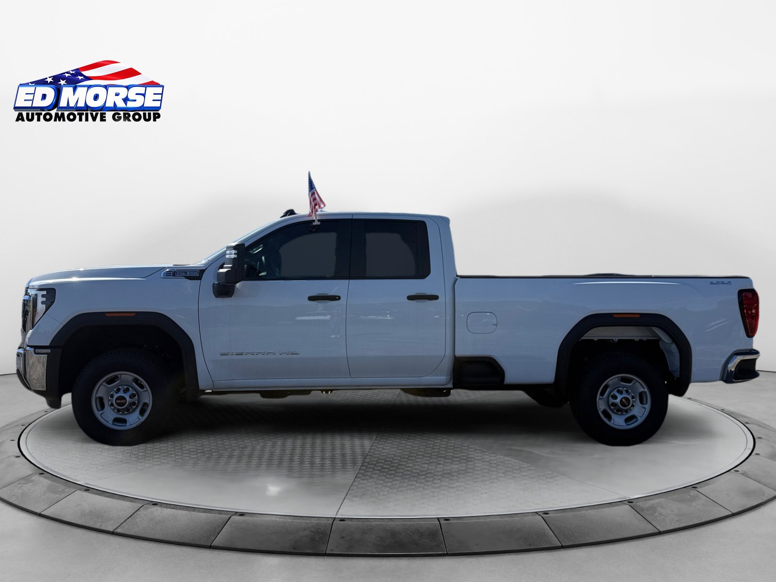 Used 2024 GMC Sierra 2500 Pro w/ Convenience Package AWD/4WD image 2