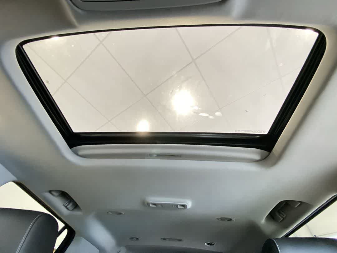 Used 2019 Chevrolet Tahoe Premier w/ Max Trailering Package AWD/4WD image 24