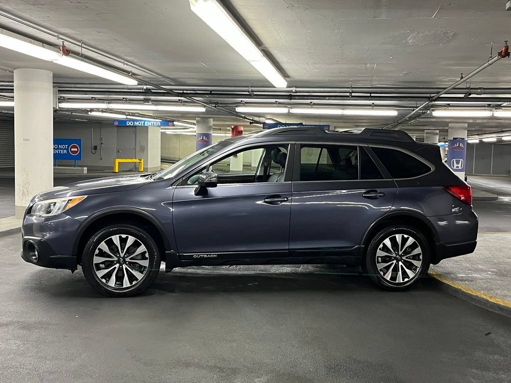 Used 2017 Subaru Outback 2.5i Limited AWD/4WD image 31