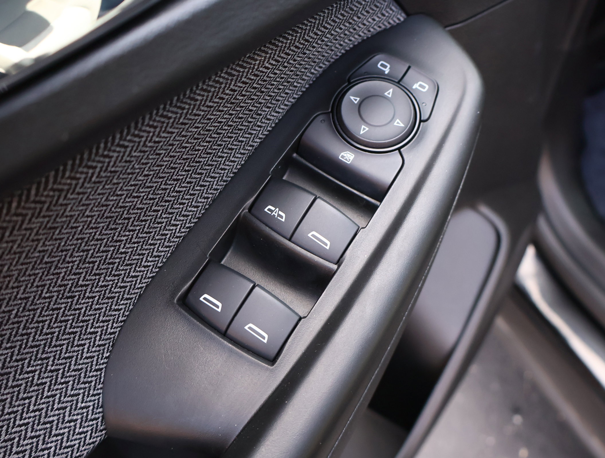 Used 2021 Chevrolet TrailBlazer LT w/ Convenience Package image 7