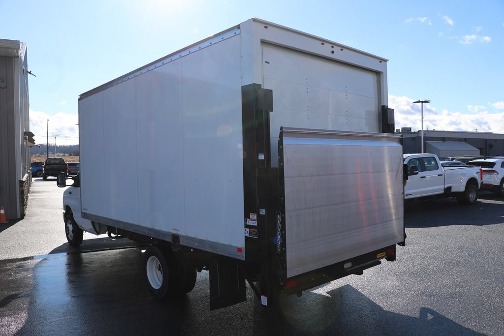 New 2025 Ford E-450 and Econoline 450 Super Duty w/ Power Equipment Group RWD image 6