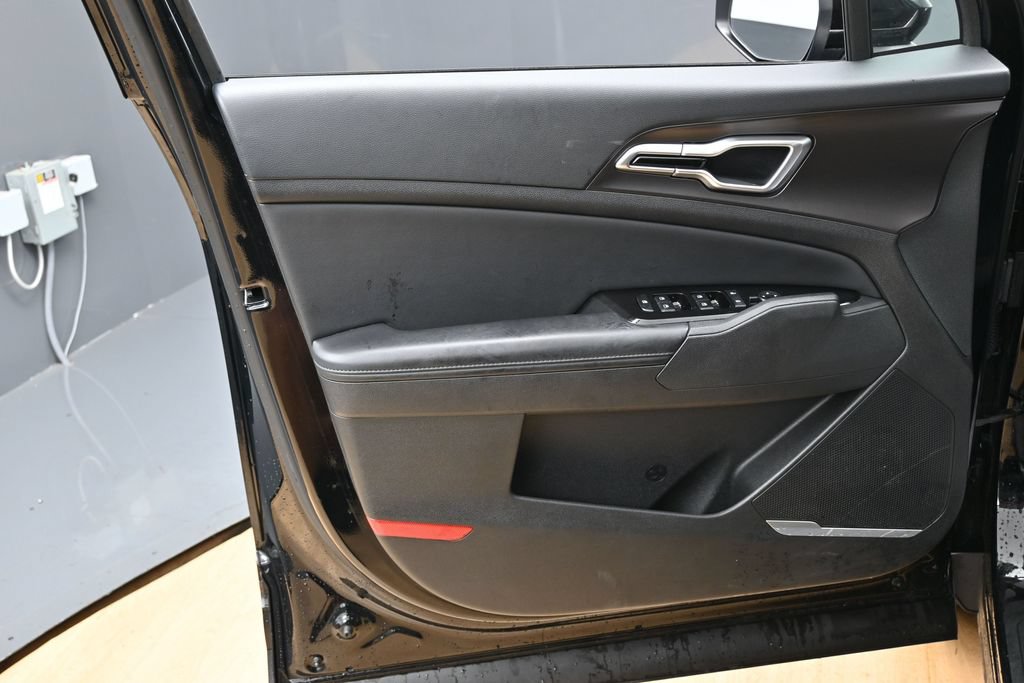Used 2023 Kia Sportage EX AWD/4WD image 38