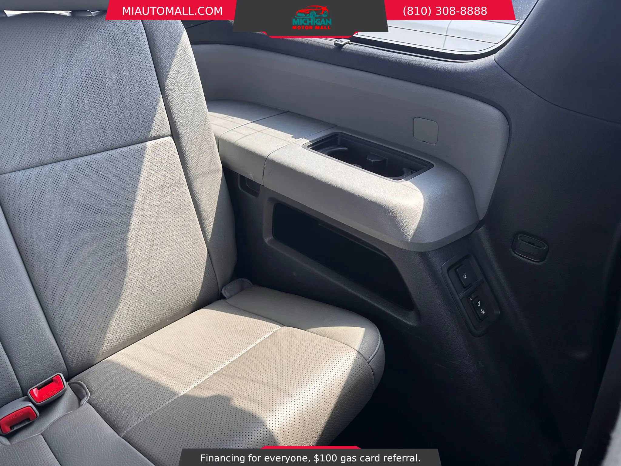 Used 2015 Toyota Sequoia Platinum image 33