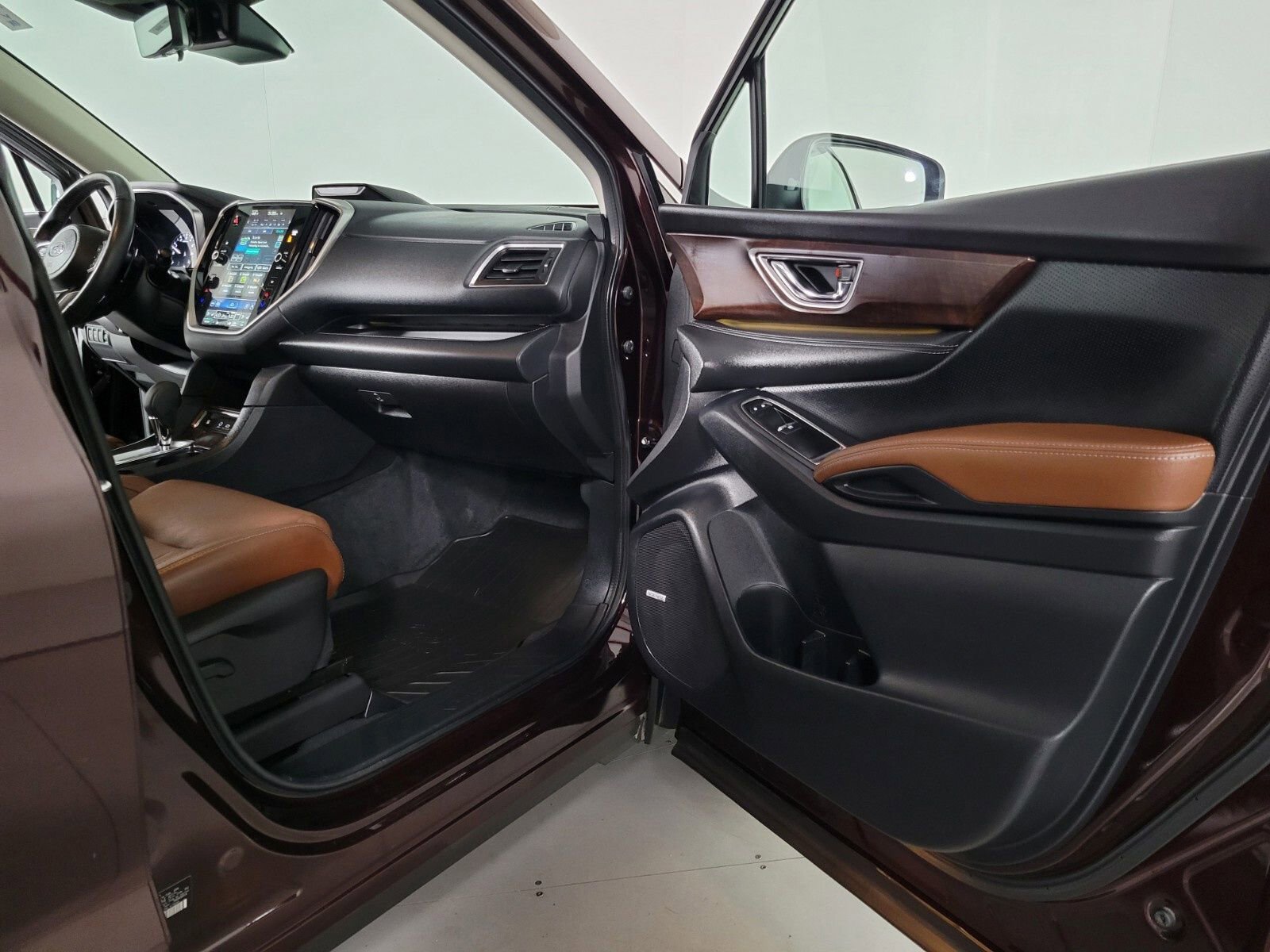 Used 2023 Subaru Ascent Touring image 26