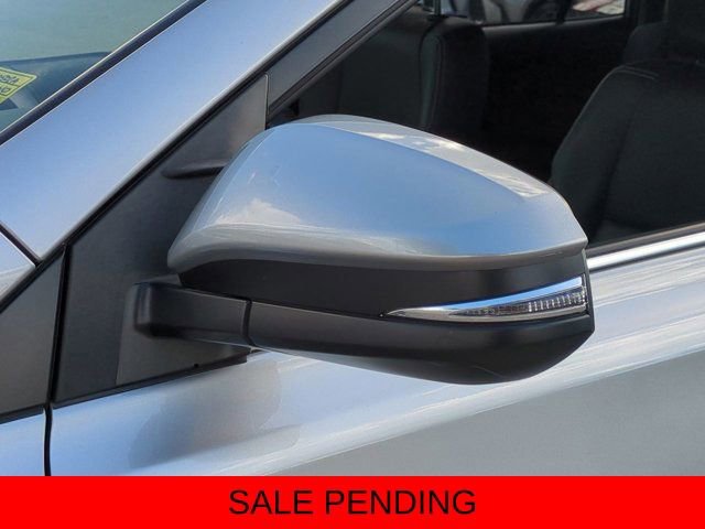 Used 2018 Toyota RAV4 Limited image 11