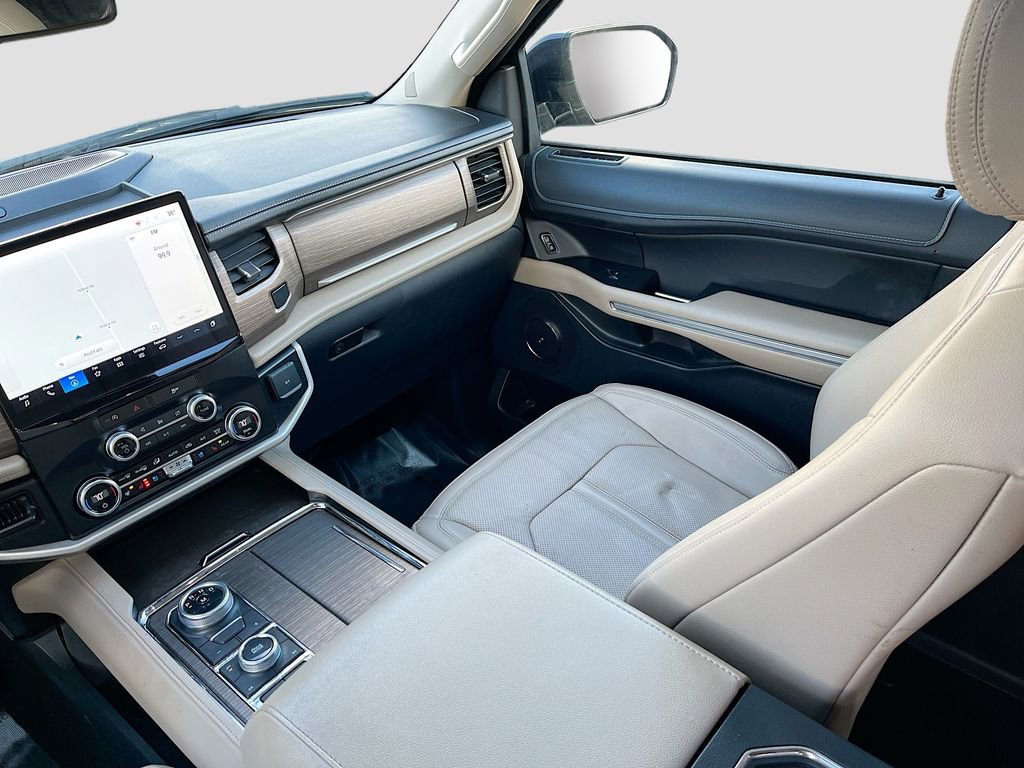 Used 2024 Ford Expedition Max Limited image 24