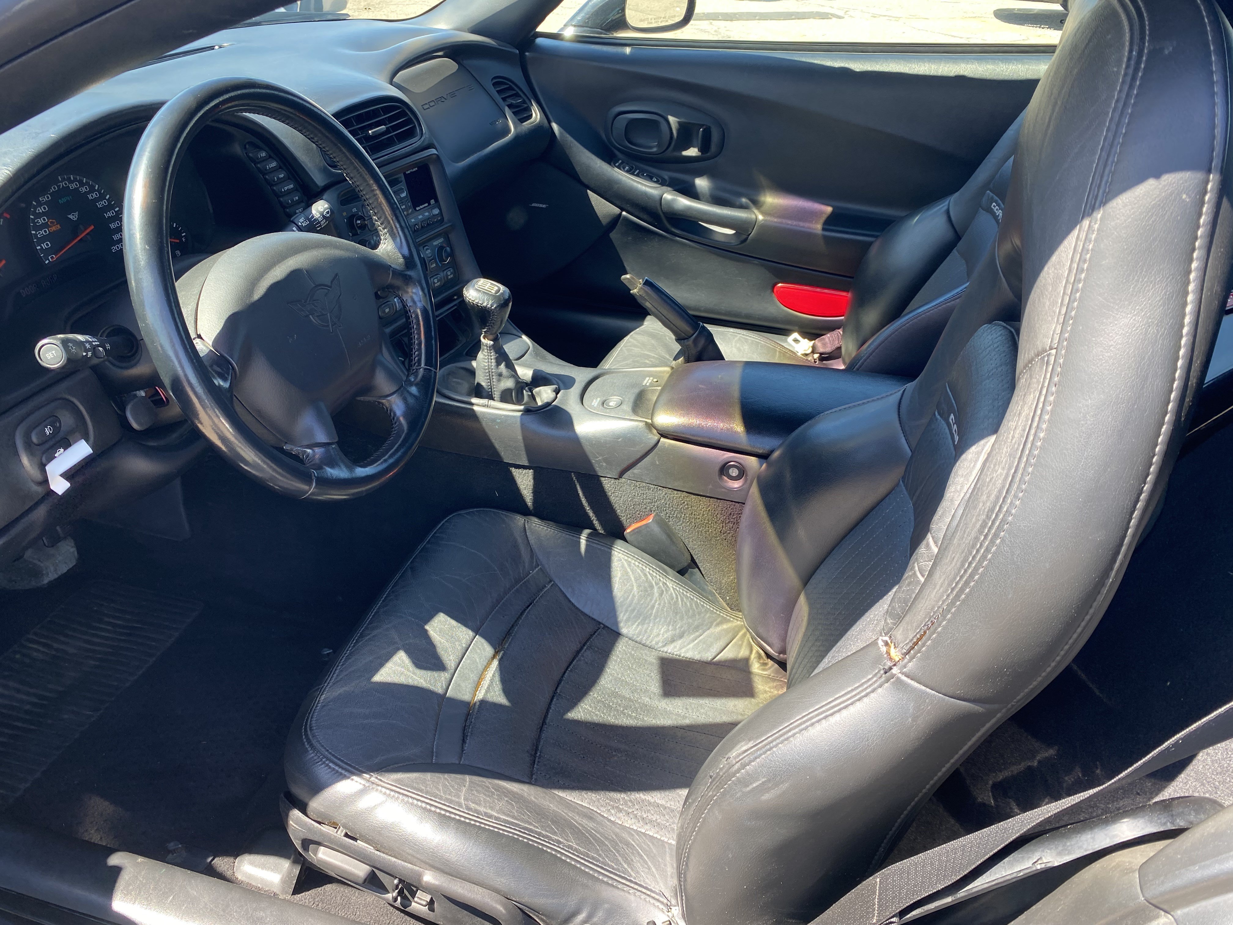 Used 2001 Chevrolet Corvette Convertible w/ Preferred Equipment Group2 RWD image 13