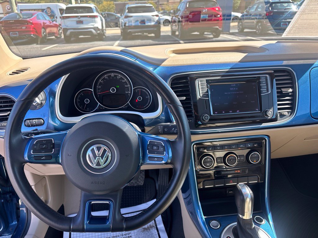 Used 2019 Volkswagen Beetle 2.0T SE FWD image 19