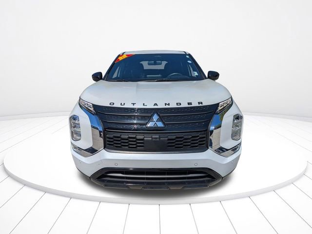 Used 2022 Mitsubishi Outlander SEL Black Edition image 9