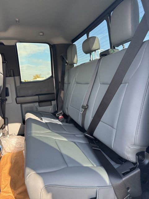 New 2026 Ford F450 XL w/ XL Chrome Package image 32
