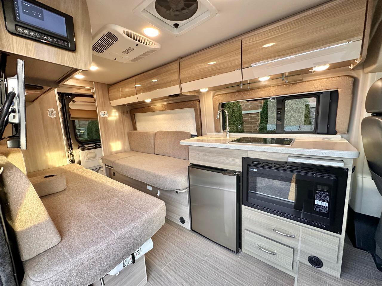 Used 2021 RAM ProMaster 3500 w/ Convenience Group image 51