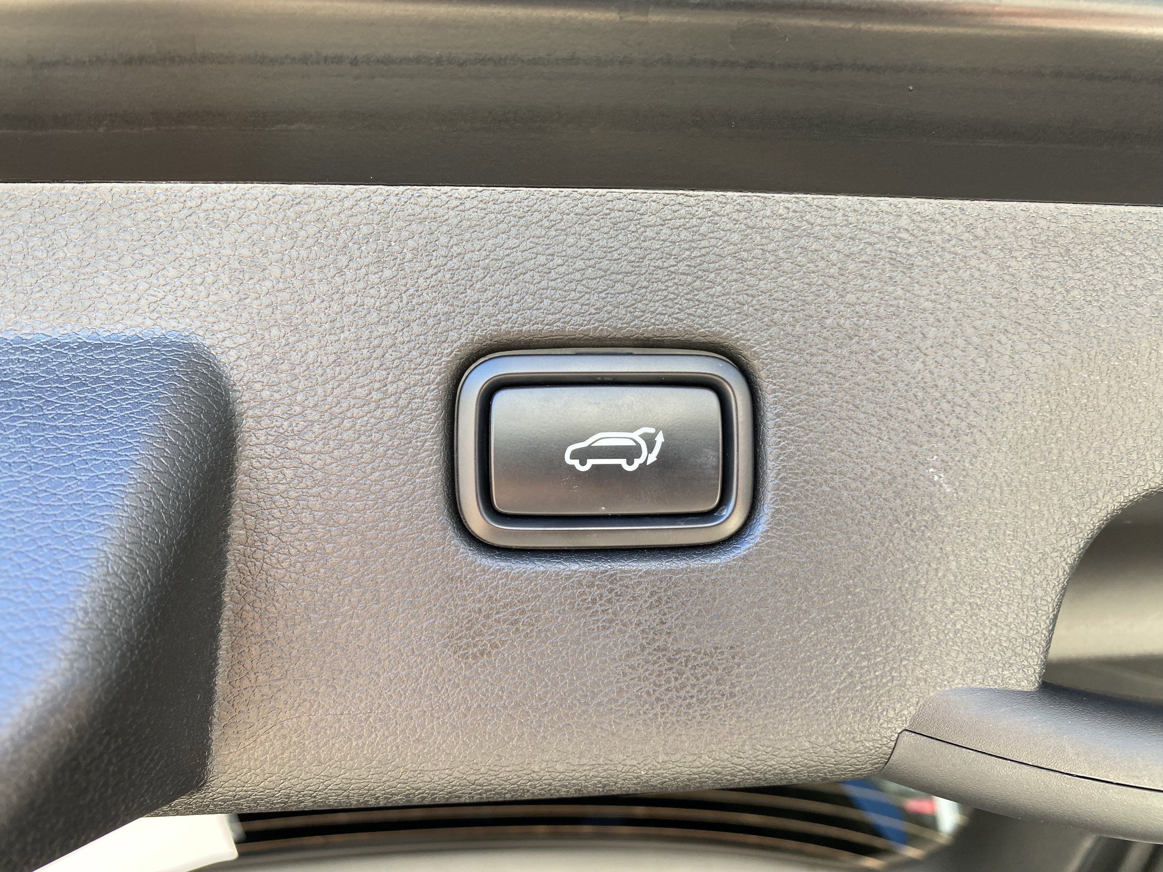 Used 2024 Kia Sportage SX image 17