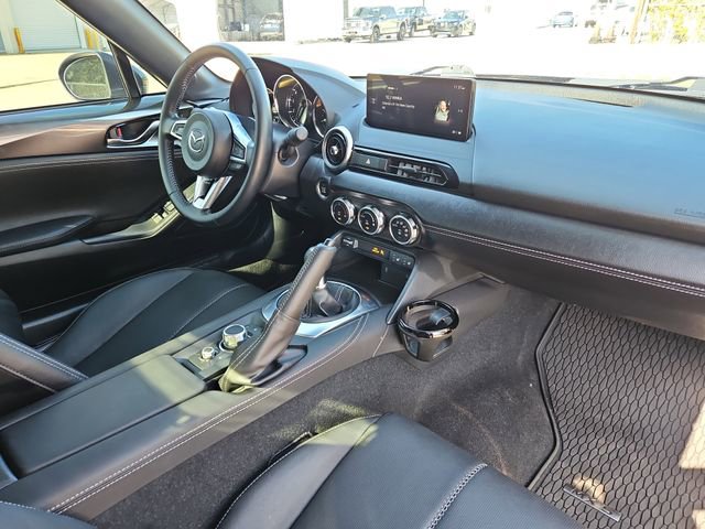 Used 2024 MAZDA MX-5 Miata RF Grand Touring w/ Weather Package image 8