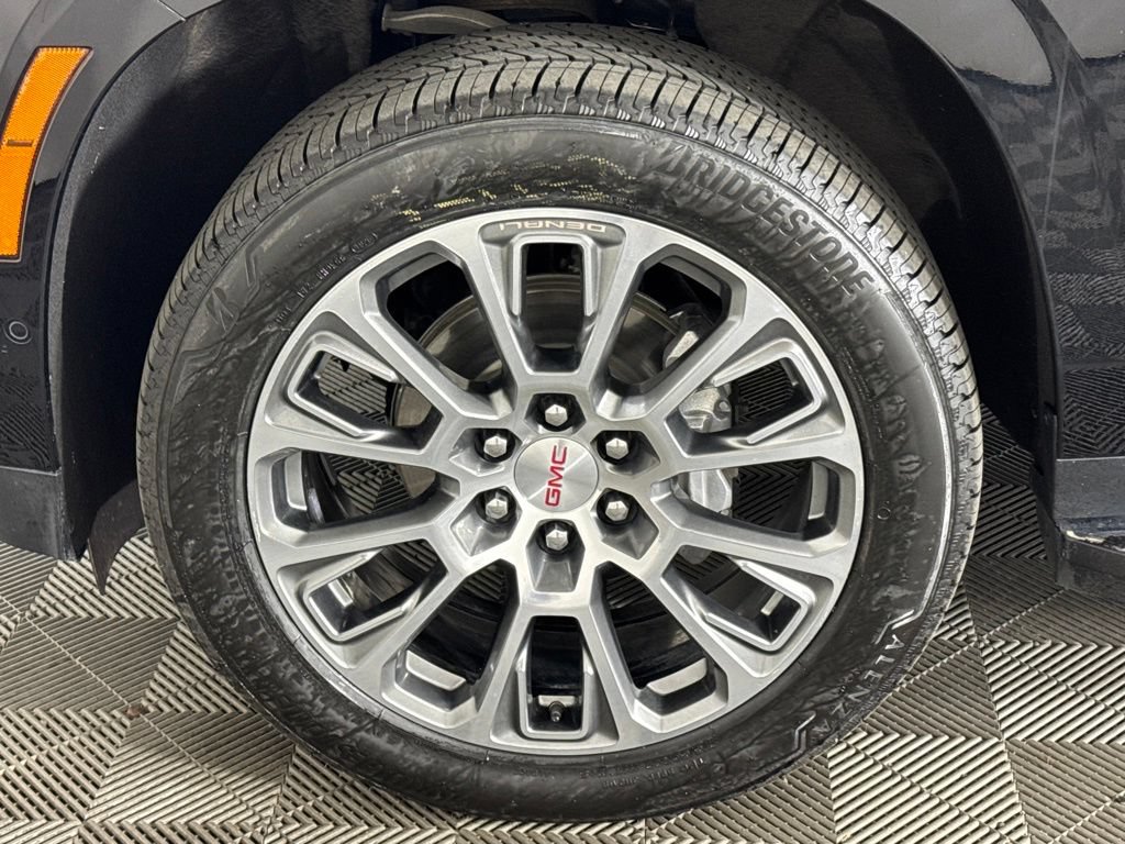 Certified 2025 GMC Yukon Denali AWD/4WD image 45