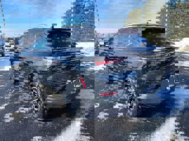 New 2026 Chevrolet Equinox EV LT image 3