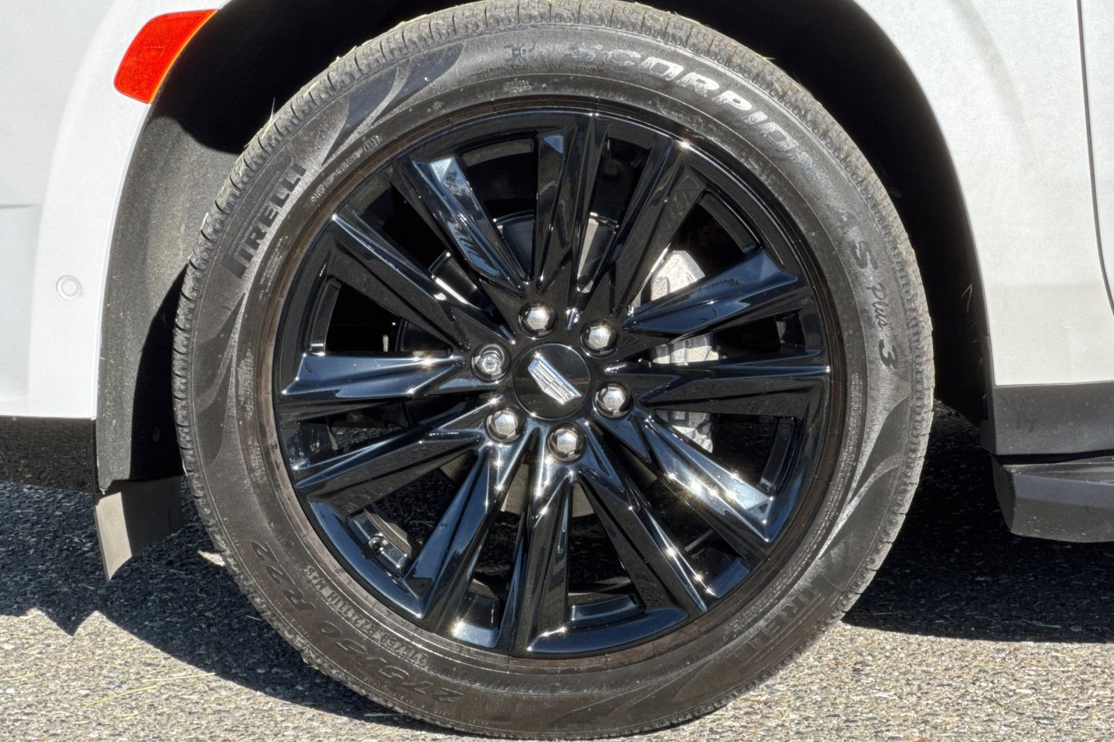 Used 2022 Cadillac Escalade ESV Sport Platinum w/ Heavy-Duty Trailer Package image 29