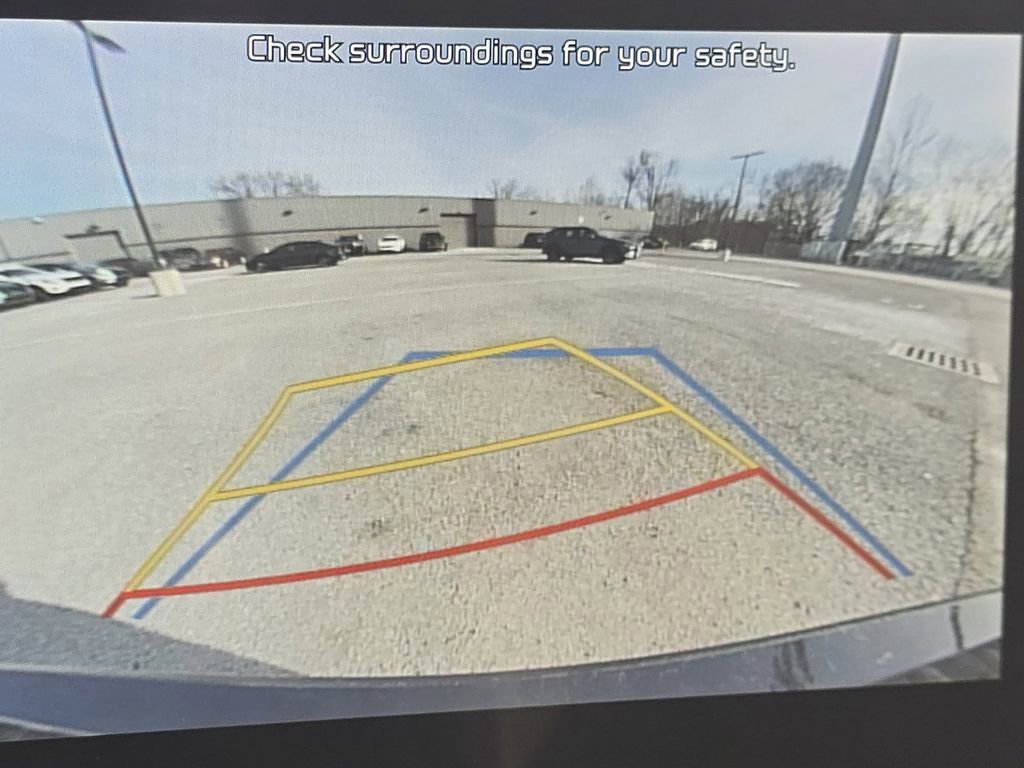 Used 2023 Kia Niro EX Touring image 29