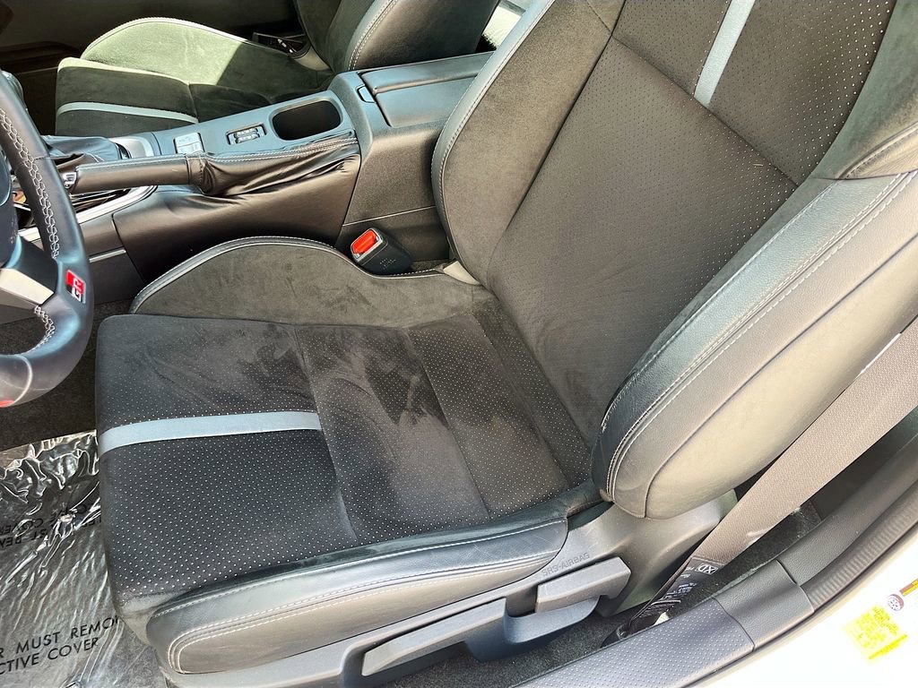 Used 2023 Toyota GR86 Premium w/ ALL Weather Mat Package (TMS) image 18