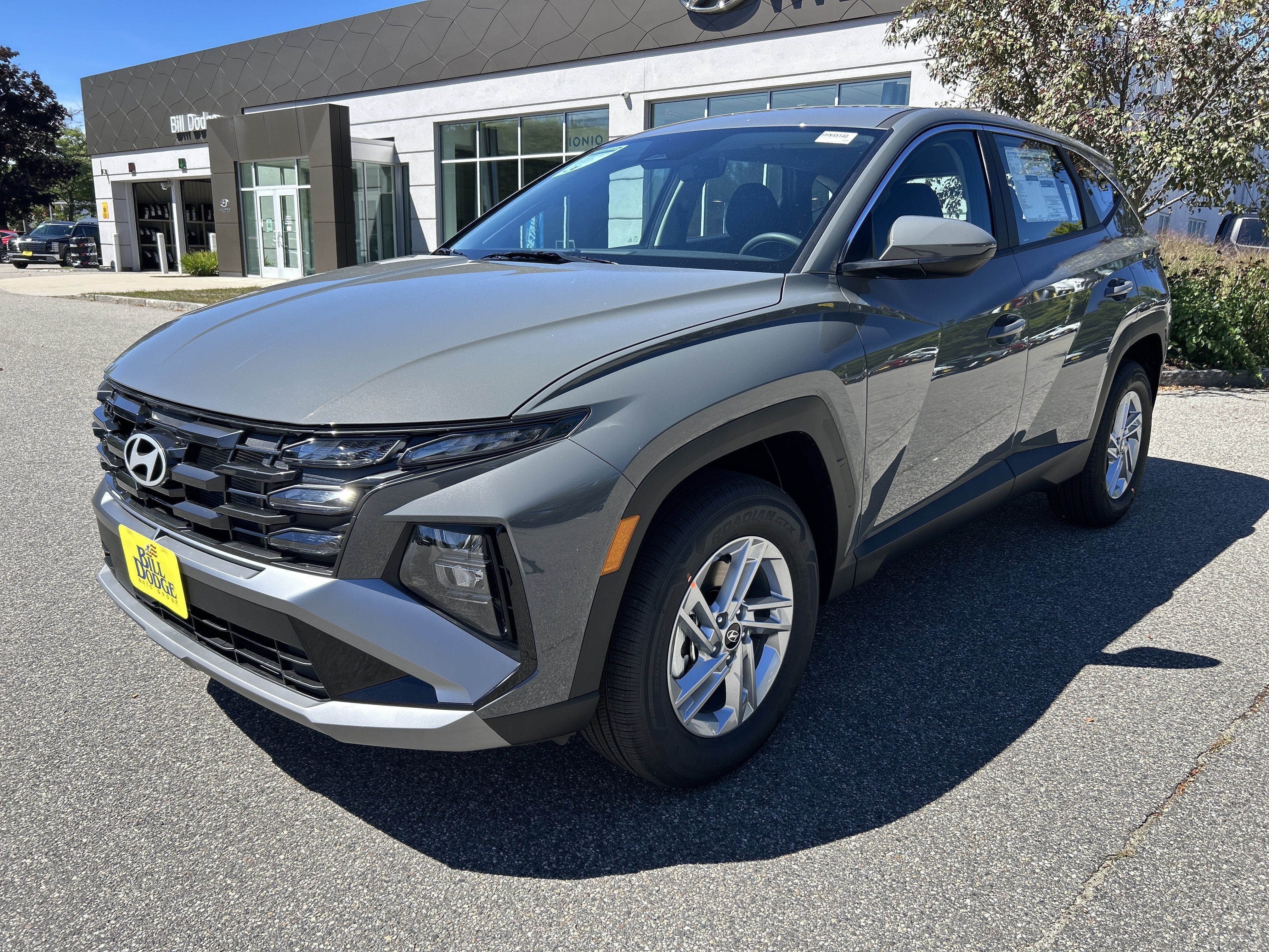 New 2026 Hyundai Tucson SE AWD/4WD image 1