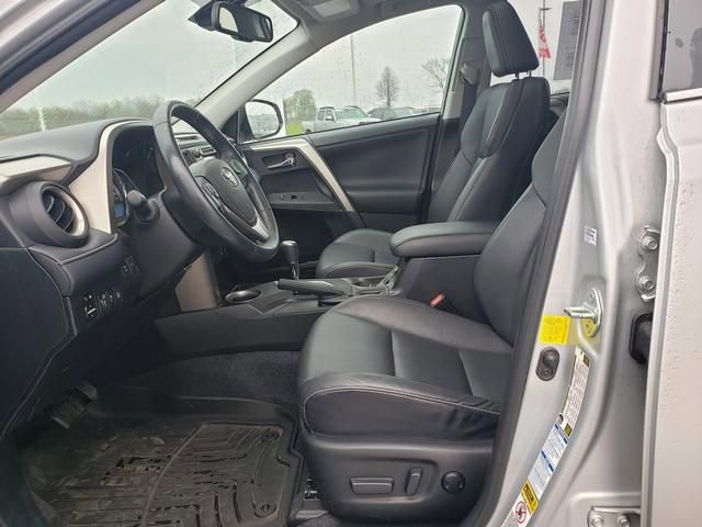 Used 2015 Toyota RAV4 Limited w/ Technology Package AWD/4WD image 10