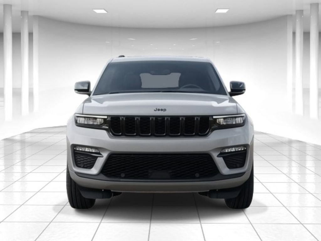 New 2025 Jeep Grand Cherokee Limited w/ Luxury Tech Group II image 6