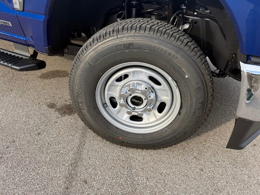 New 2026 Ford F350 XL w/ 360-Degree Camera Package image 11