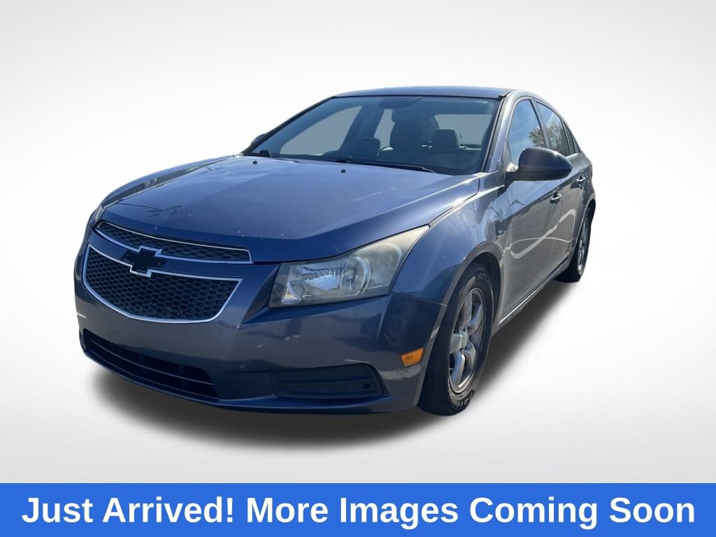Used 2014 Chevrolet Cruze LT w/ Technology Package
