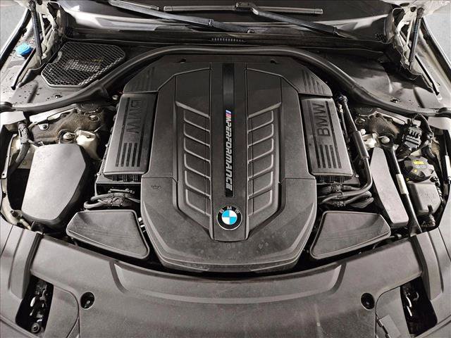 Used 2018 BMW M760i xDrive AWD/4WD image 21