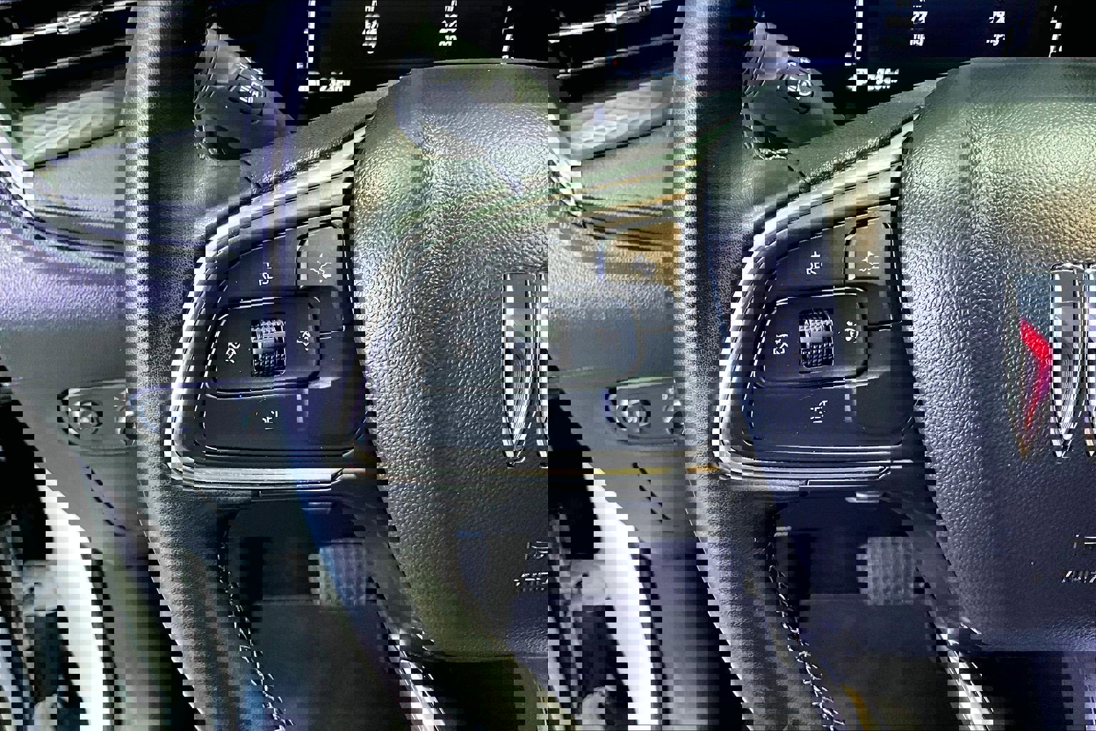 Used 2024 Buick Encore GX Preferred image 11