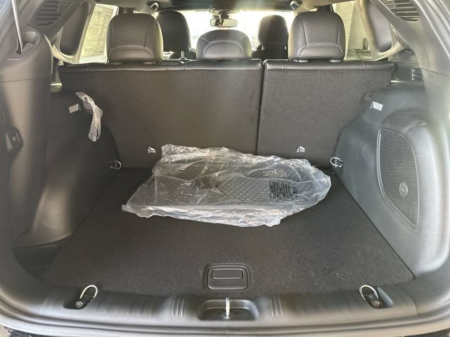 New 2026 Jeep Compass Latitude w/ Sun and Sound Group AWD/4WD image 6
