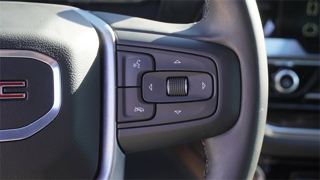 Used 2025 GMC Sierra 1500 SLE image 26