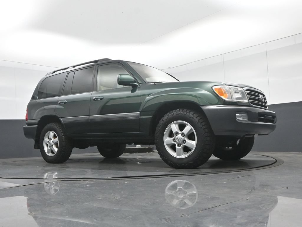 Used 2004 Toyota Land Cruiser AWD/4WD image 50
