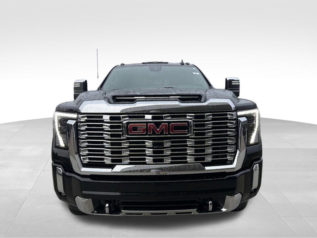 Used 2024 GMC Sierra 2500 Denali w/ Denali Reserve Package image 8