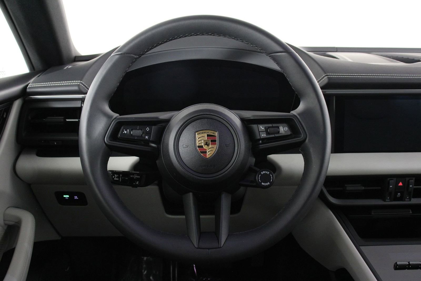 Certified 2024 Porsche Macan 4 Electric image 12