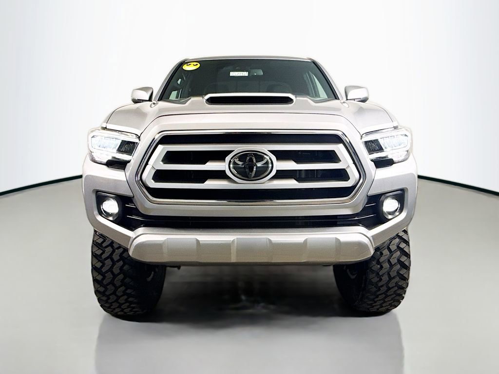 Used 2023 Toyota Tacoma TRD Sport AWD/4WD image 2