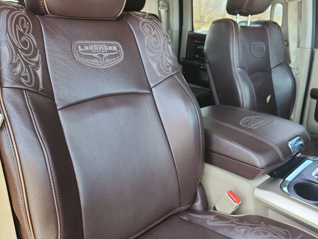 Used 2018 RAM 3500 Laramie Longhorn AWD/4WD image 15