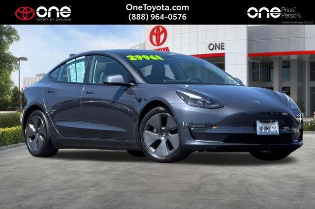 Used 2022 Tesla Model 3 Long Range AWD/4WD image 1