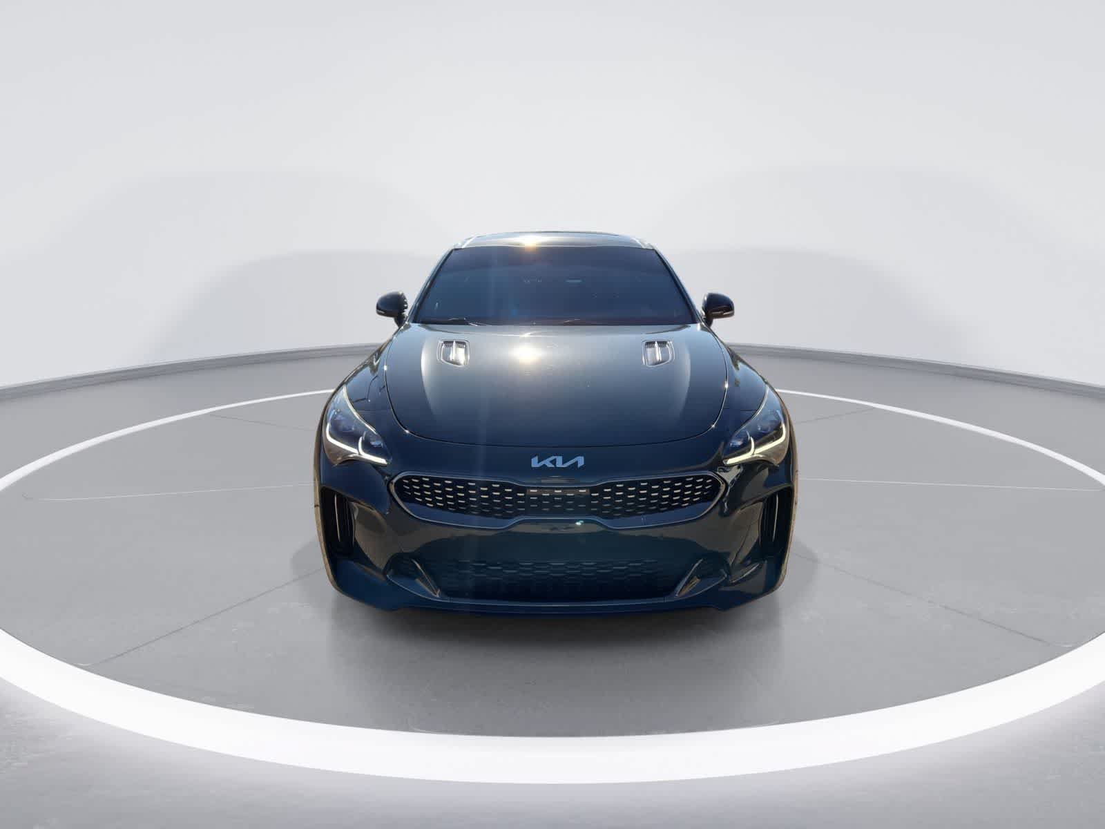 Used 2023 Kia Stinger GT2 w/ Option Group 020 RWD image 3