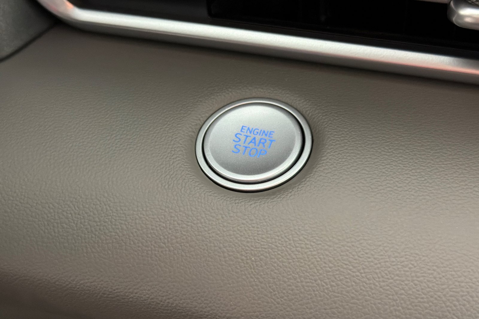 Used 2023 Hyundai Elantra SEL FWD image 20
