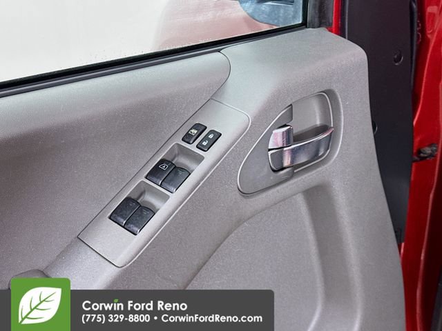 Used 2016 Nissan Frontier SV image 16