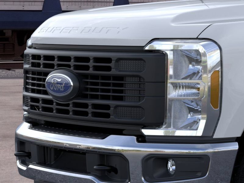 New 2026 Ford F250 XL w/ XL Chrome Package AWD/4WD image 17